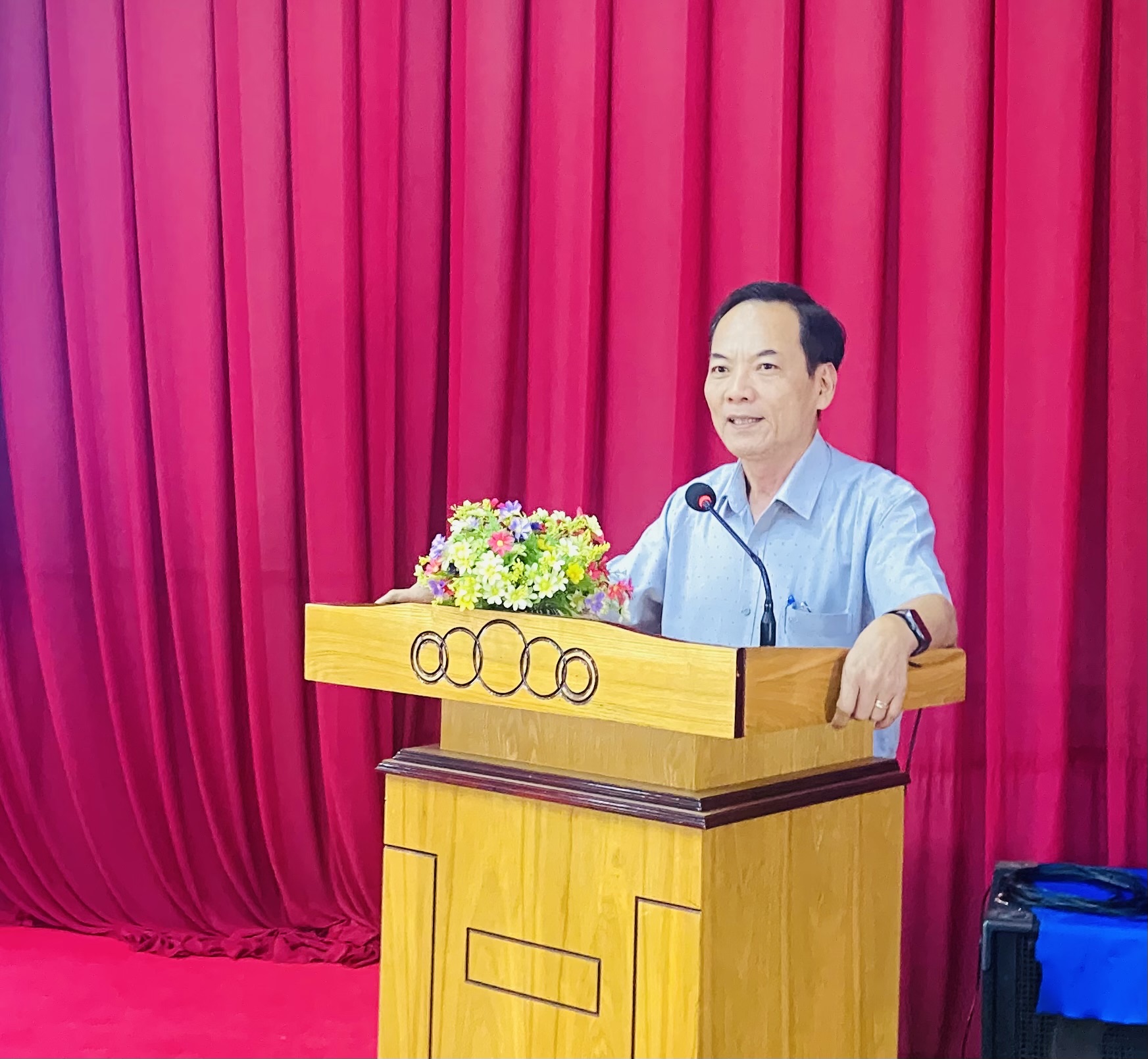 chú Bài phát biểu lớp giám đốc